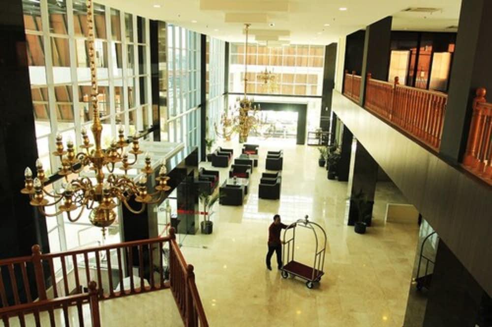 Merapi Merbabu Hotels Bekasi Exterior foto